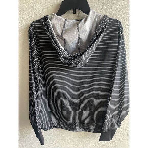 Version Striped Women’s Windbreaker - Picture 4 of 5